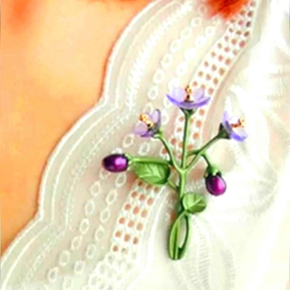 NWT Violets Brooch Enamel Bronze patina - Picture 8 of 8